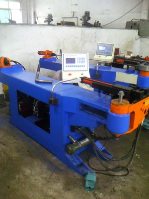 半自動彎管機與數控彎管機 制造商價格、圖片與選購指南